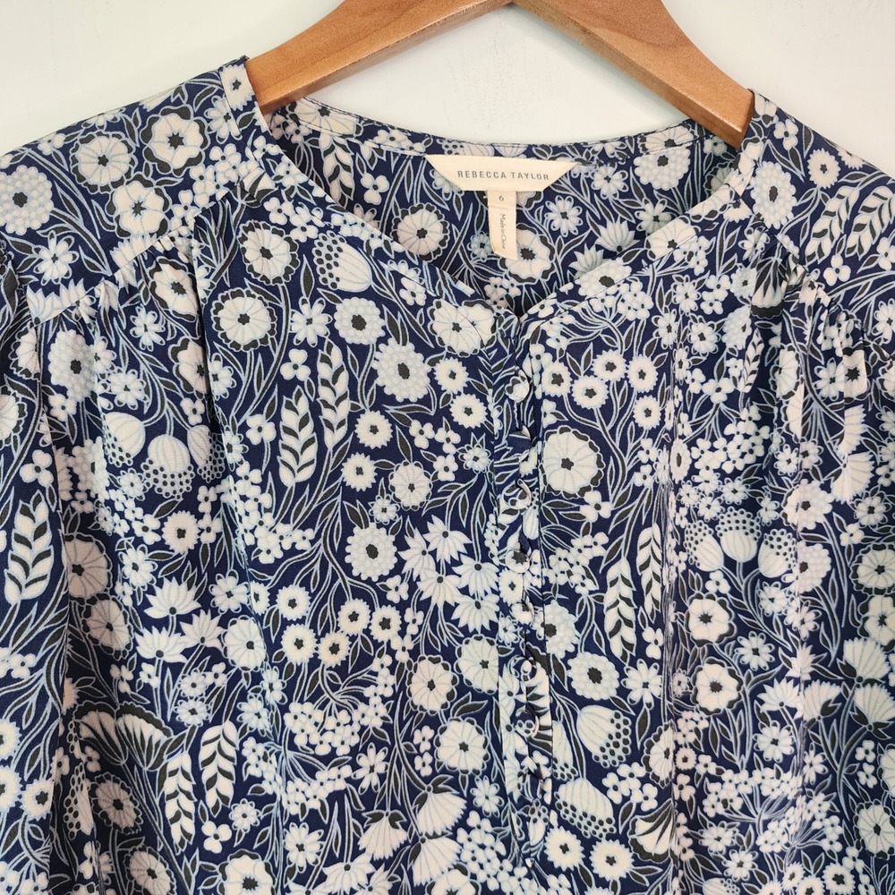 Rebecca Taylor Floral Silk Button Up Blouse Womens Size 6 Blue White Long Sleeve - Picture 3 of 8